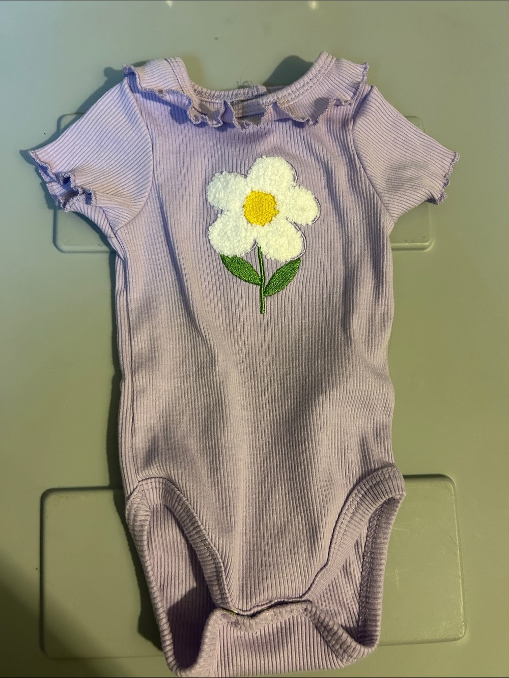 Lavender Ribbed Baby Onesie with Daisy Size 12 months